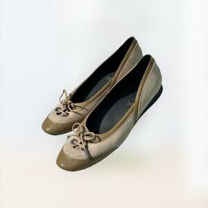 TOD'S women shoes sz 41 Eu brown/beige suede.Made in Italy